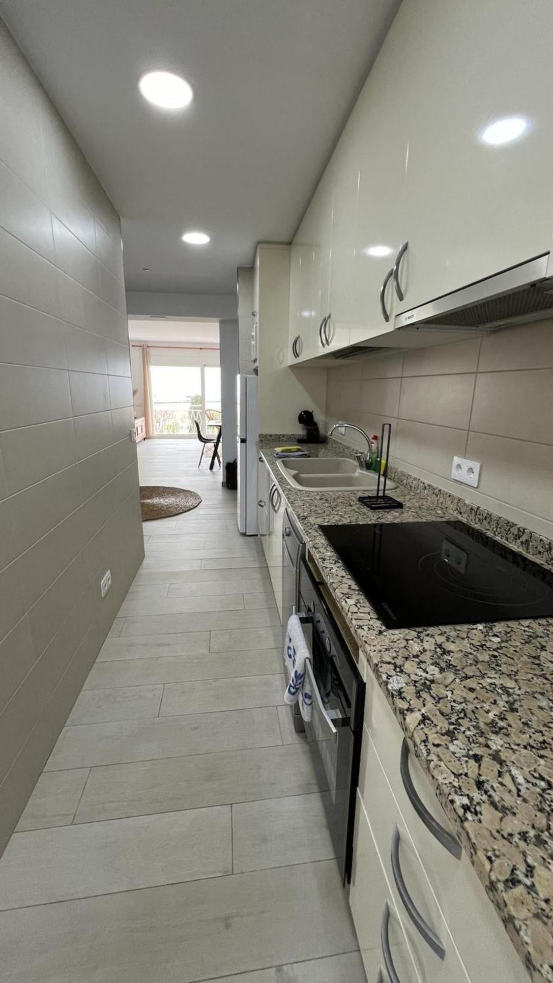 Apartamento Frente Al Mar Roses Ngoại thất bức ảnh