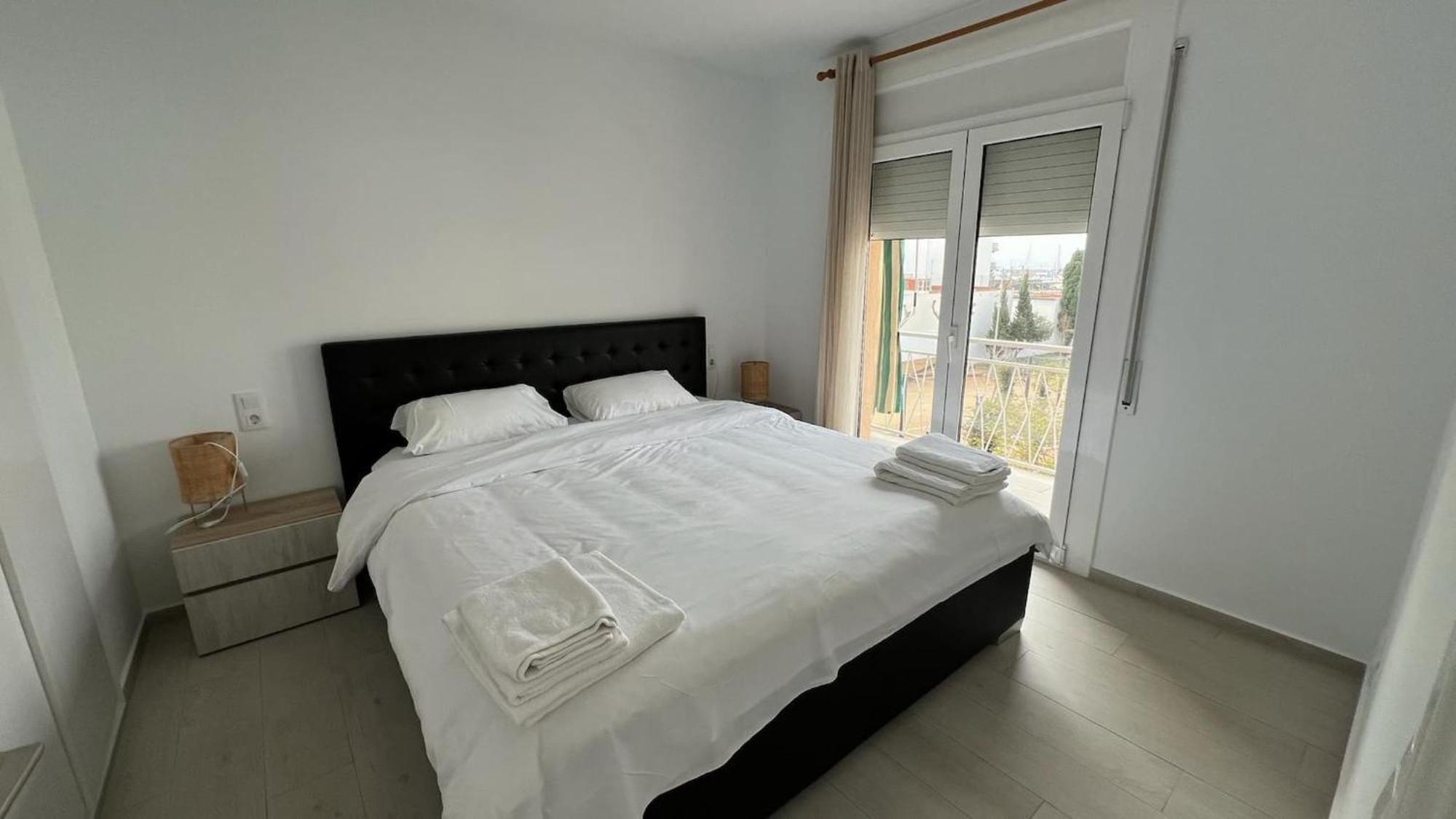 Apartamento Frente Al Mar Roses Ngoại thất bức ảnh